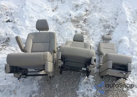 2012 Honda Odyssey Ex-L z USA, uszkodzony, nr VIN 5FNRL5H64CB091073